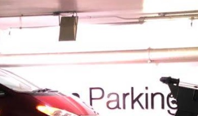 : 24小時補呔救車搭電換士啤呔